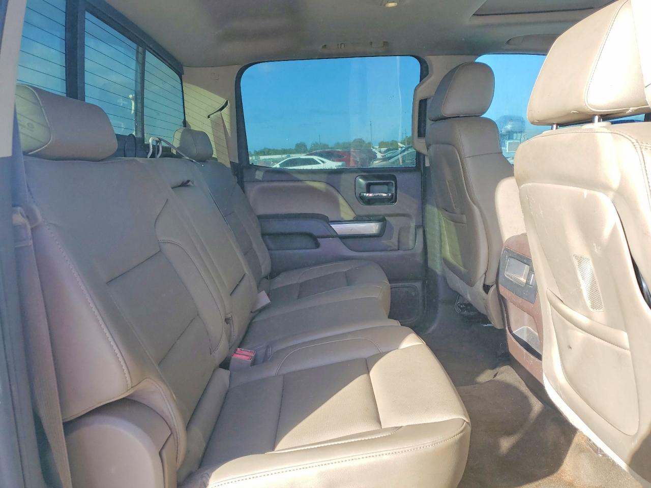 2015 CHEVROLET SILVERADO C1500 LTZ photo 10