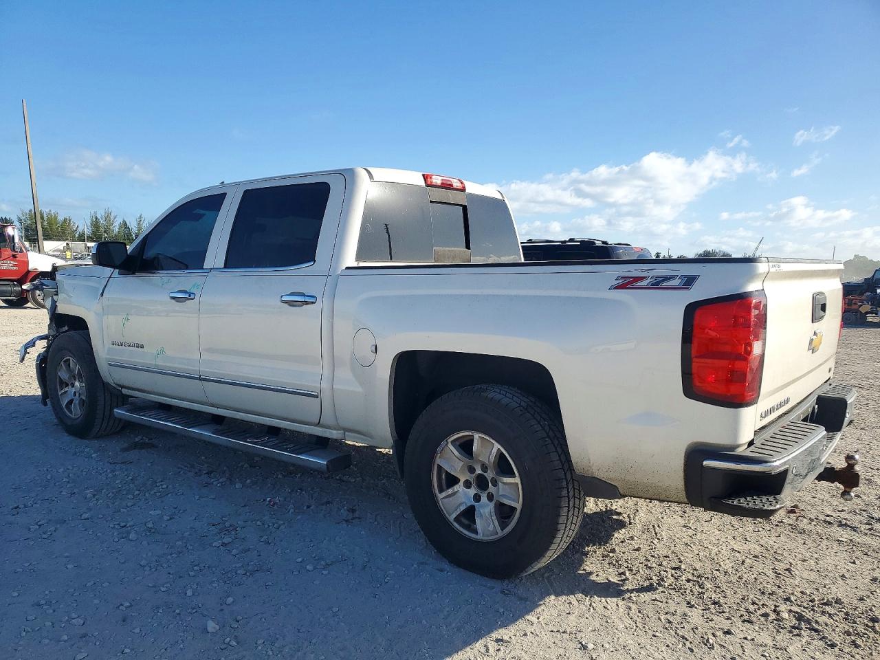 2015 CHEVROLET SILVERADO C1500 LTZ photo 2