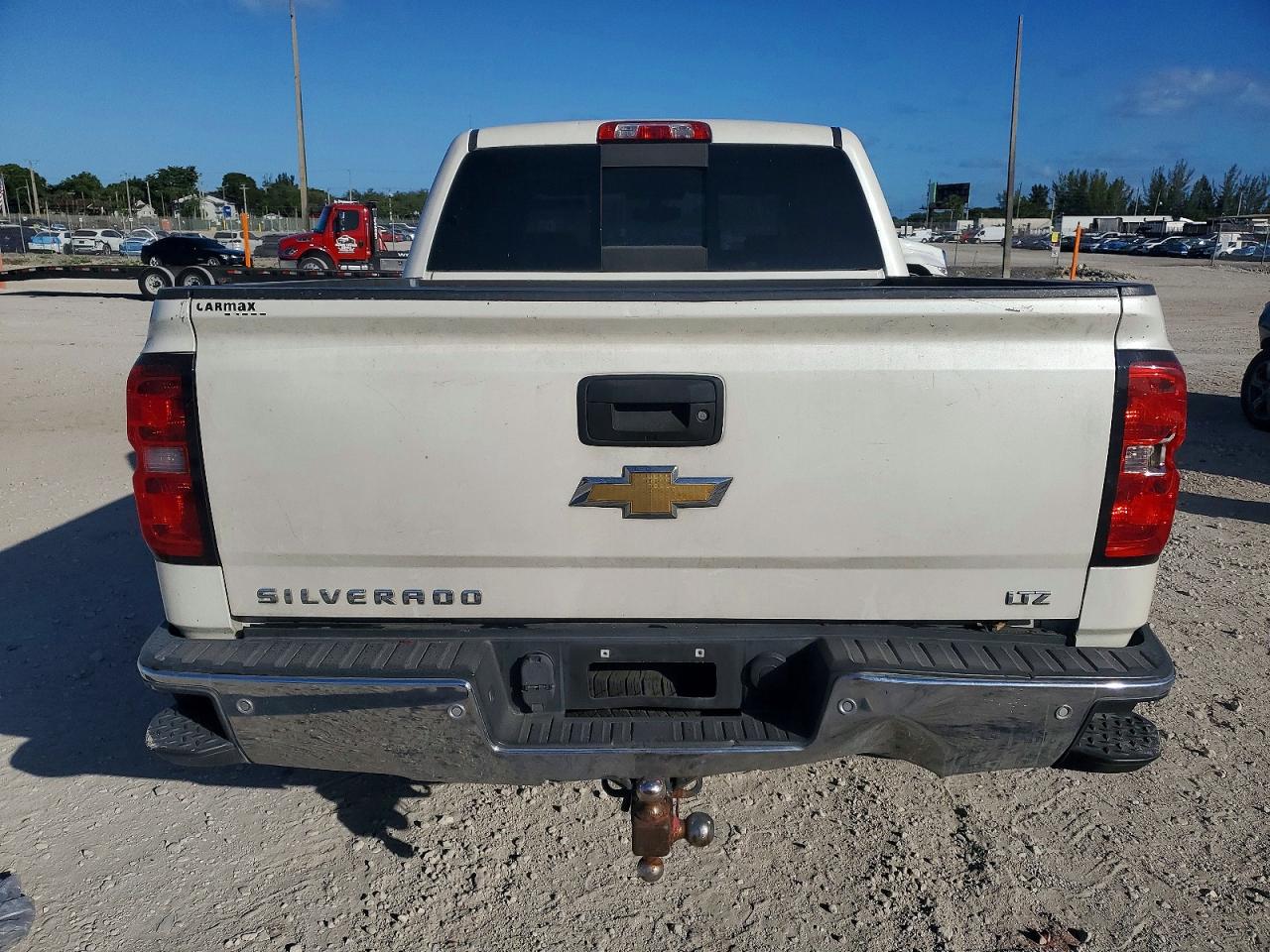 2015 CHEVROLET SILVERADO C1500 LTZ photo 6