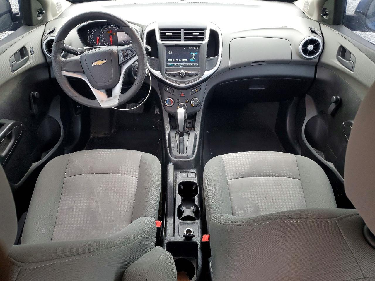 2017 CHEVROLET SONIC LS photo 8