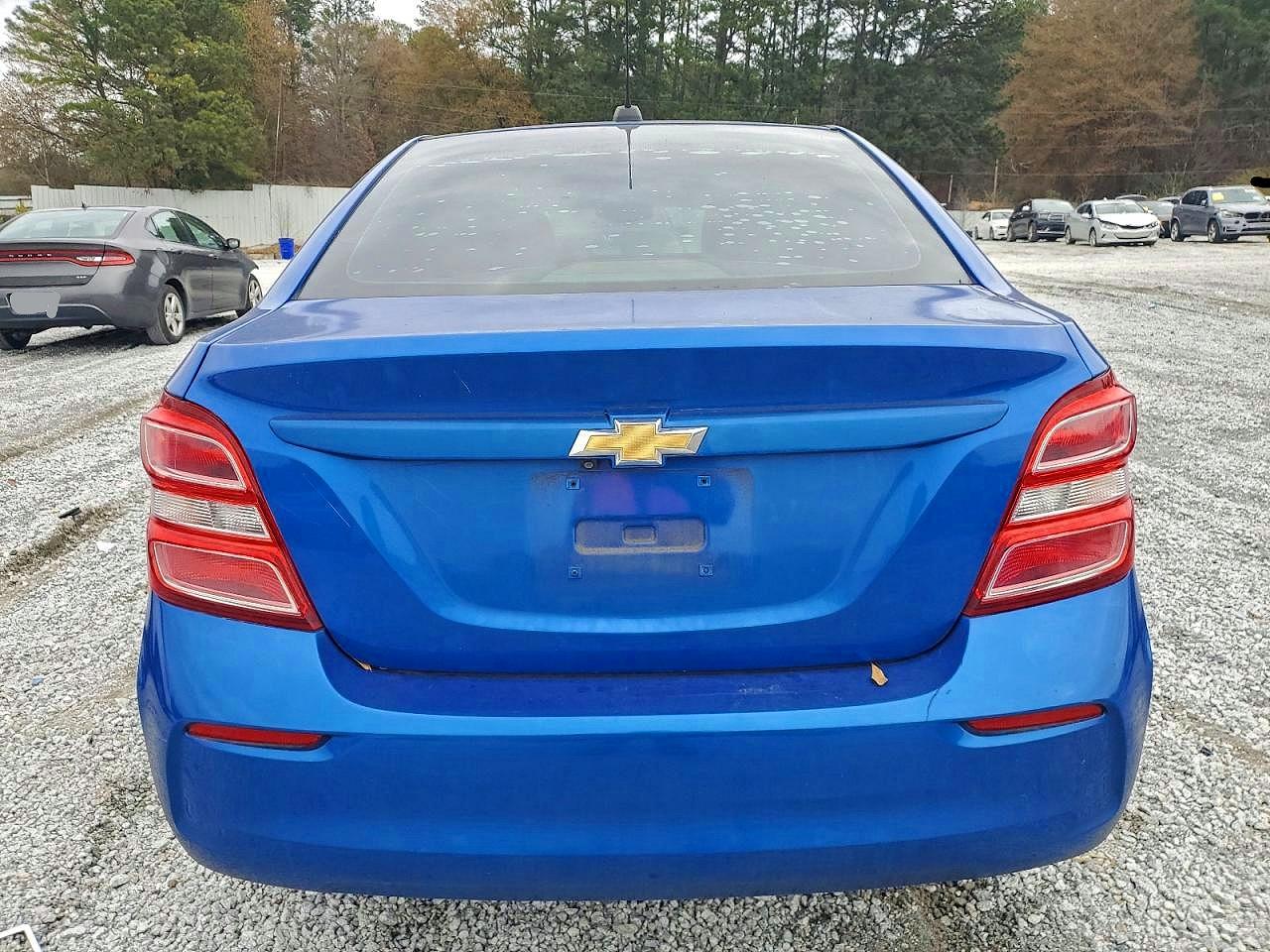 2017 CHEVROLET SONIC LS photo 6