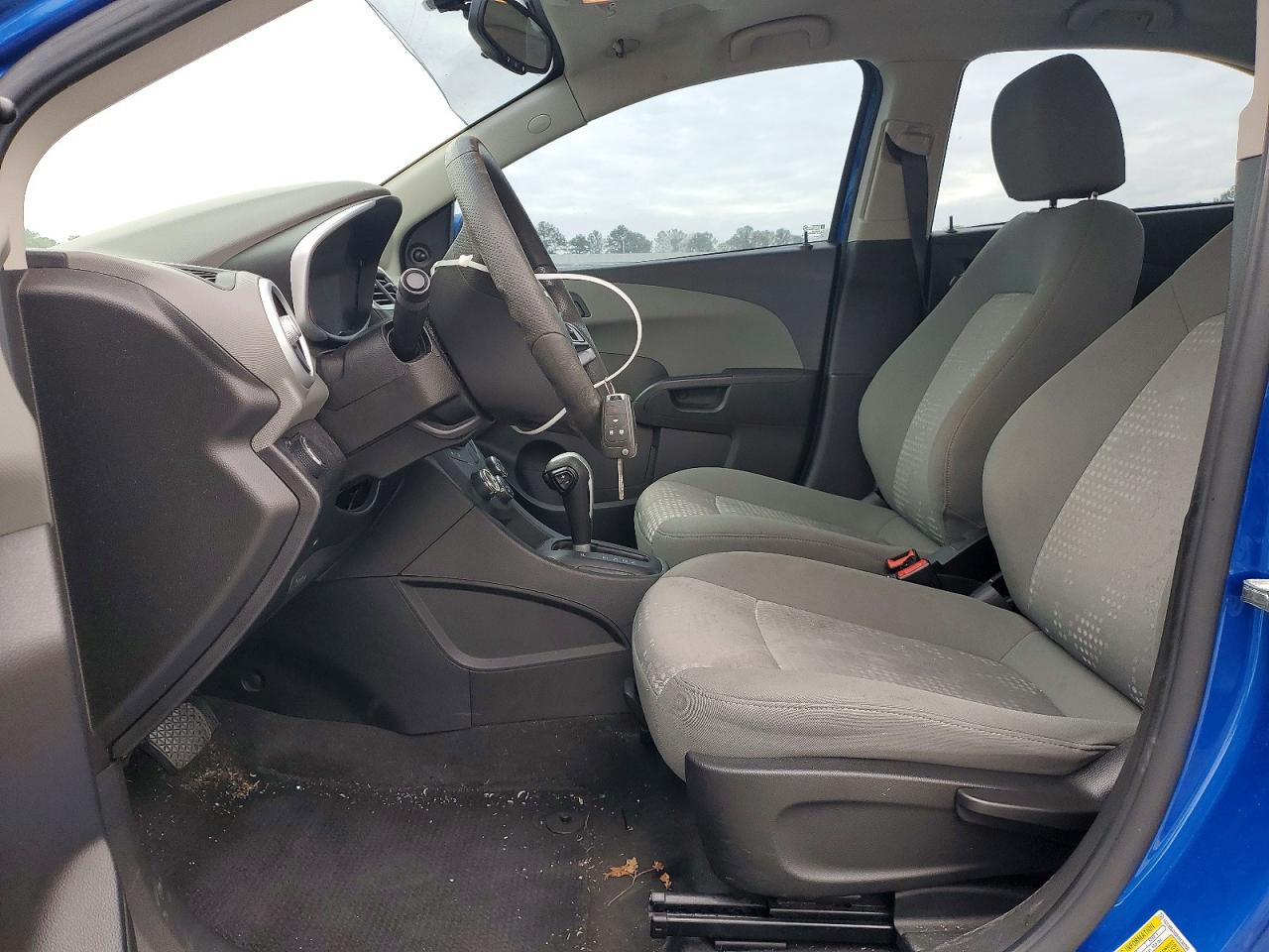 2017 CHEVROLET SONIC LS photo 7