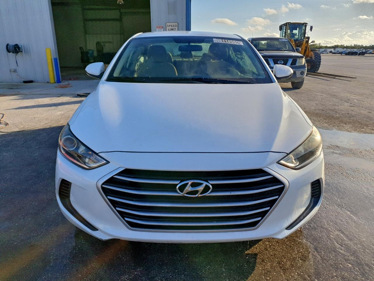 2018 HYUNDAI ELANTRA SEL photo 9