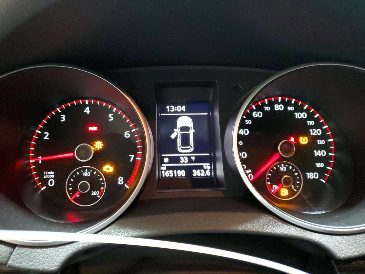2013 VOLKSWAGEN GTI photo 9