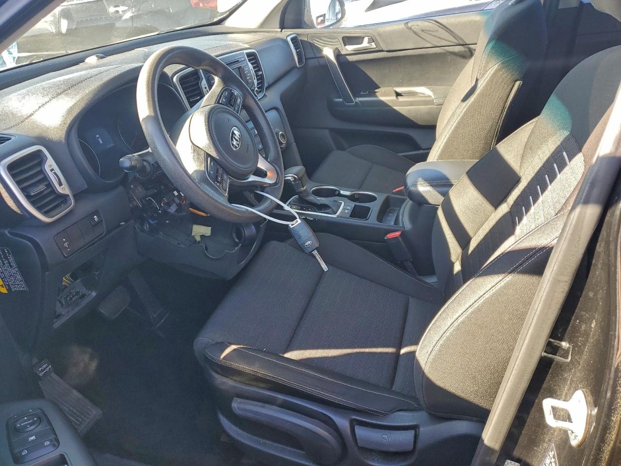 2018 KIA SPORTAGE LX photo 7