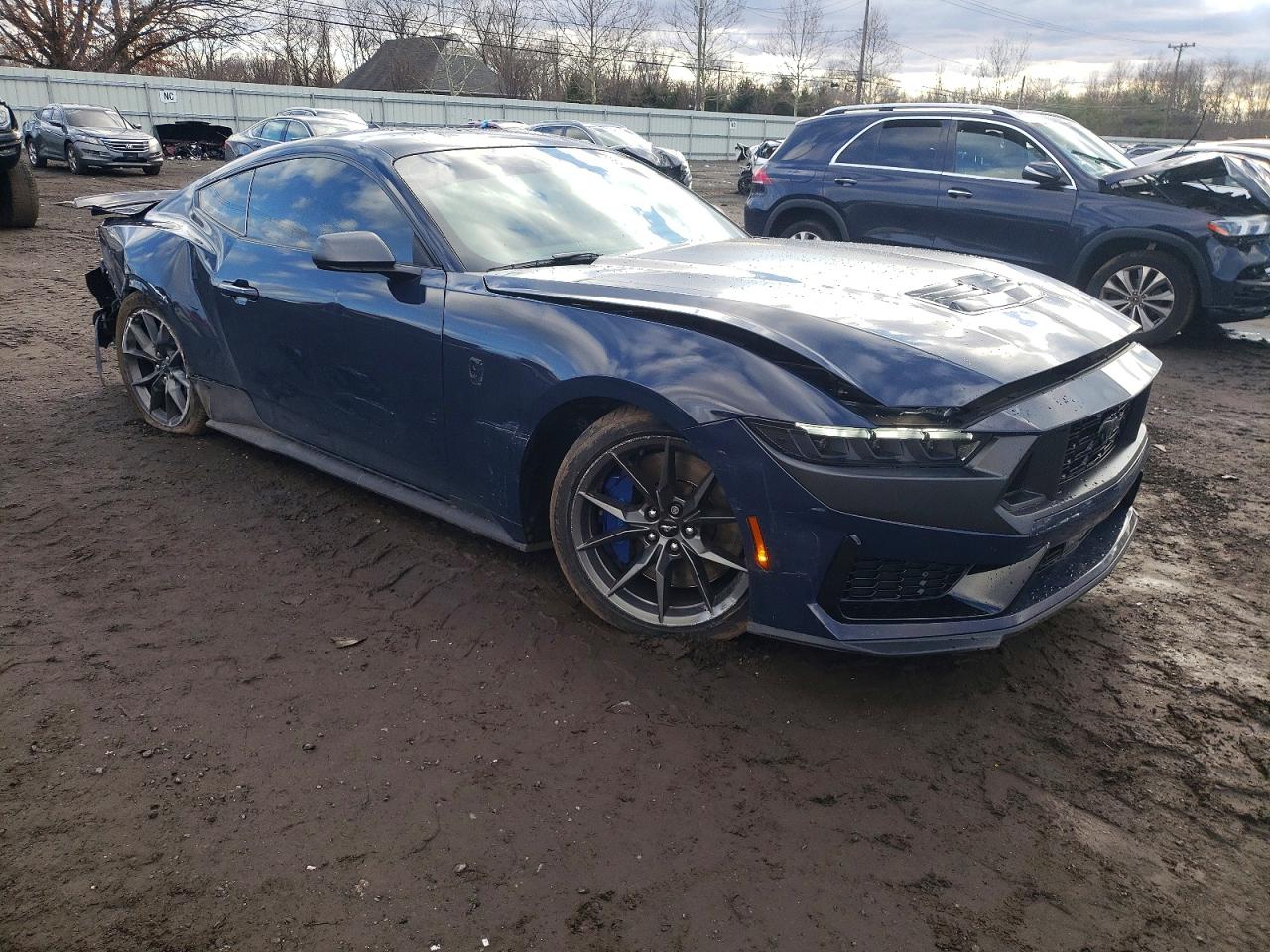 2024 FORD MUSTANG DARK HORSE photo 4