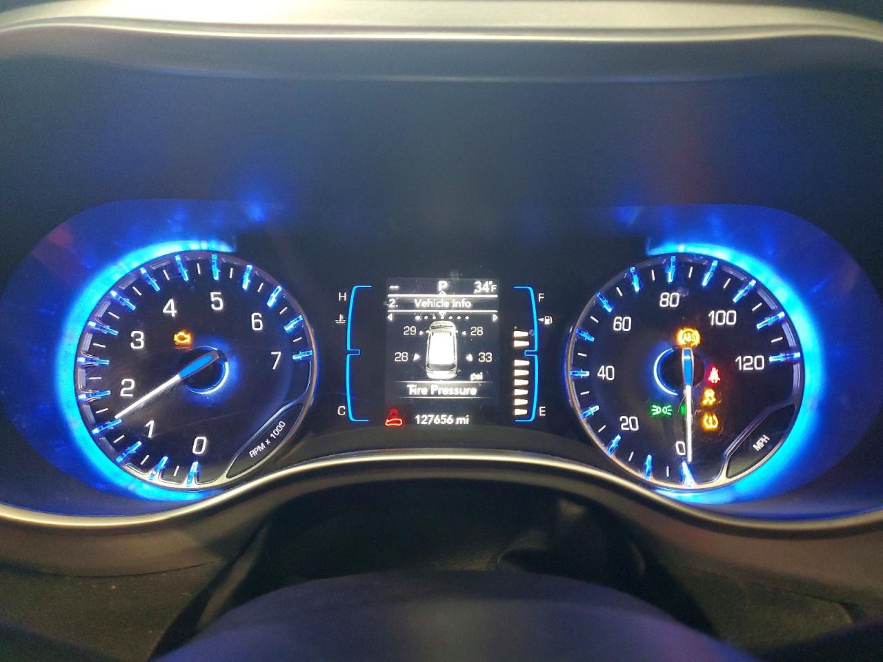 2019 CHRYSLER PACIFICA TOURING L photo 9