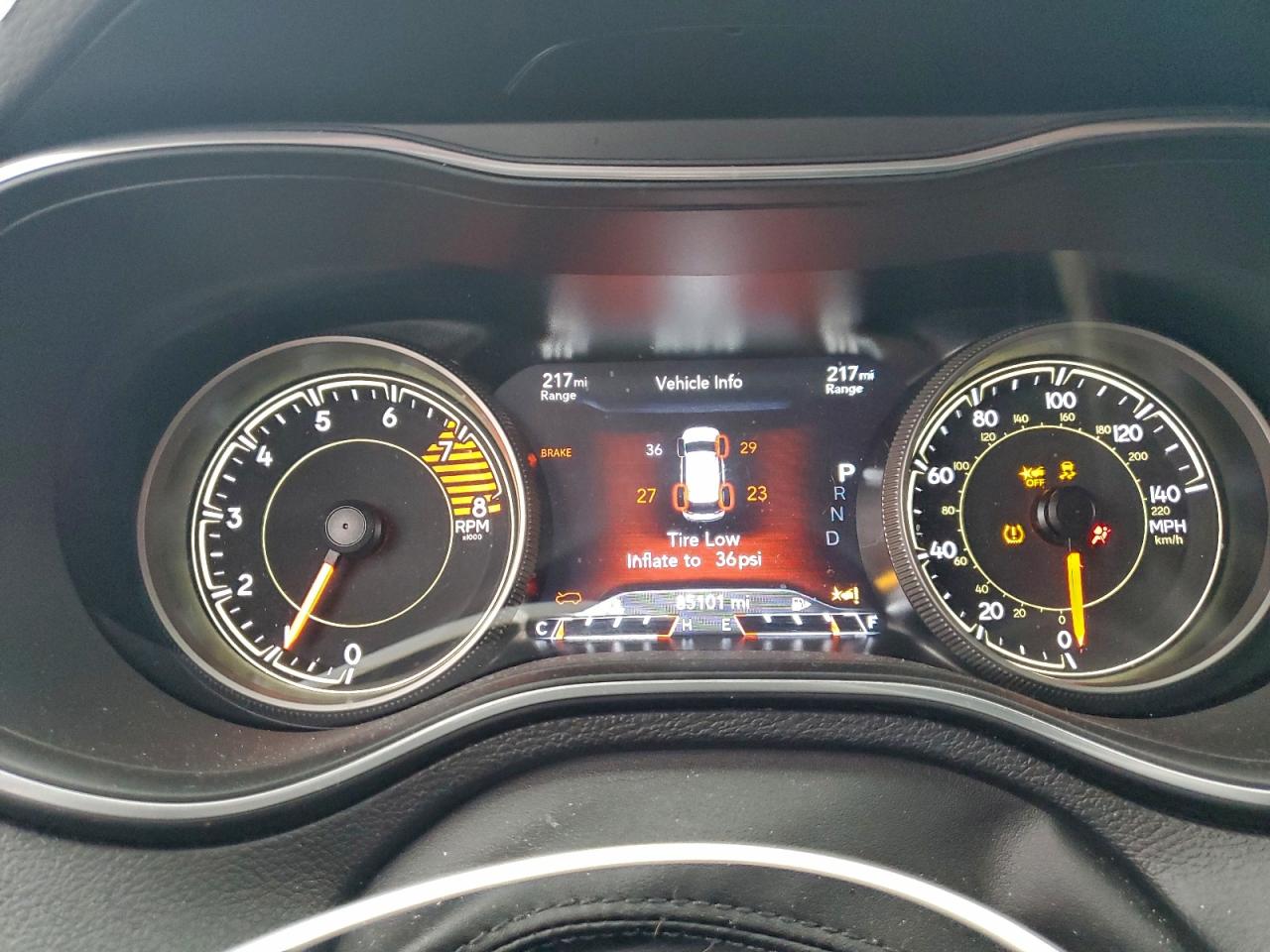 2021 JEEP CHEROKEE LATITUDE LUX photo 17