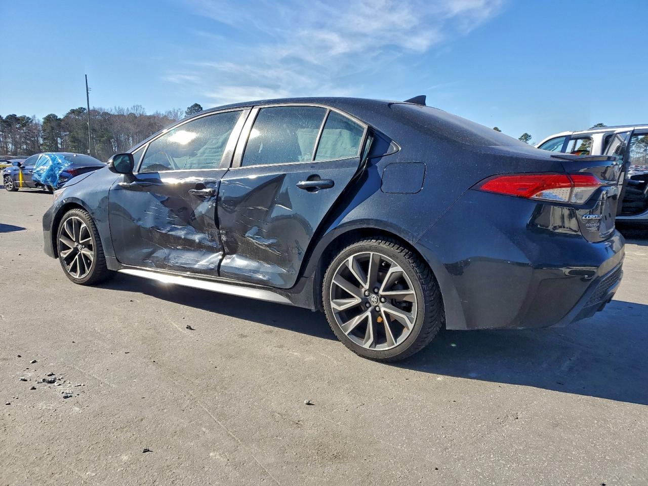 2020 TOYOTA COROLLA SE photo 2