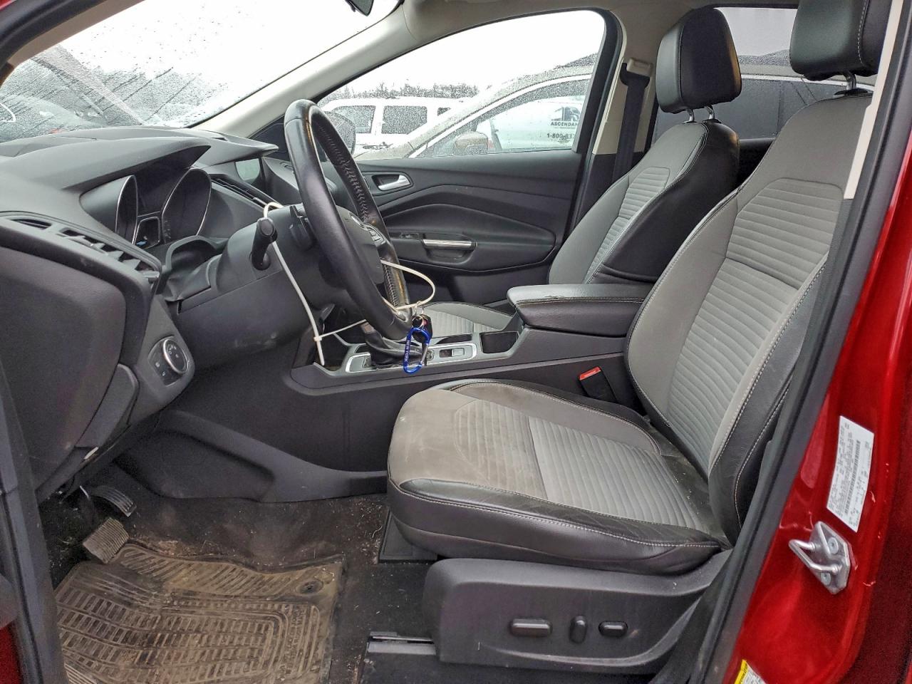 2017 FORD ESCAPE SE photo 7