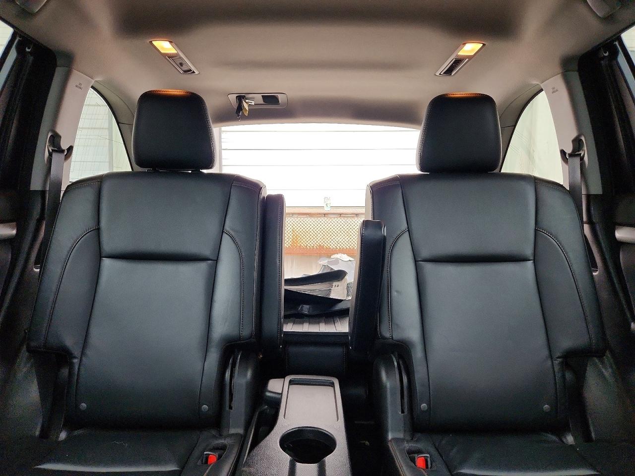2016 TOYOTA HIGHLANDER XLE photo 10