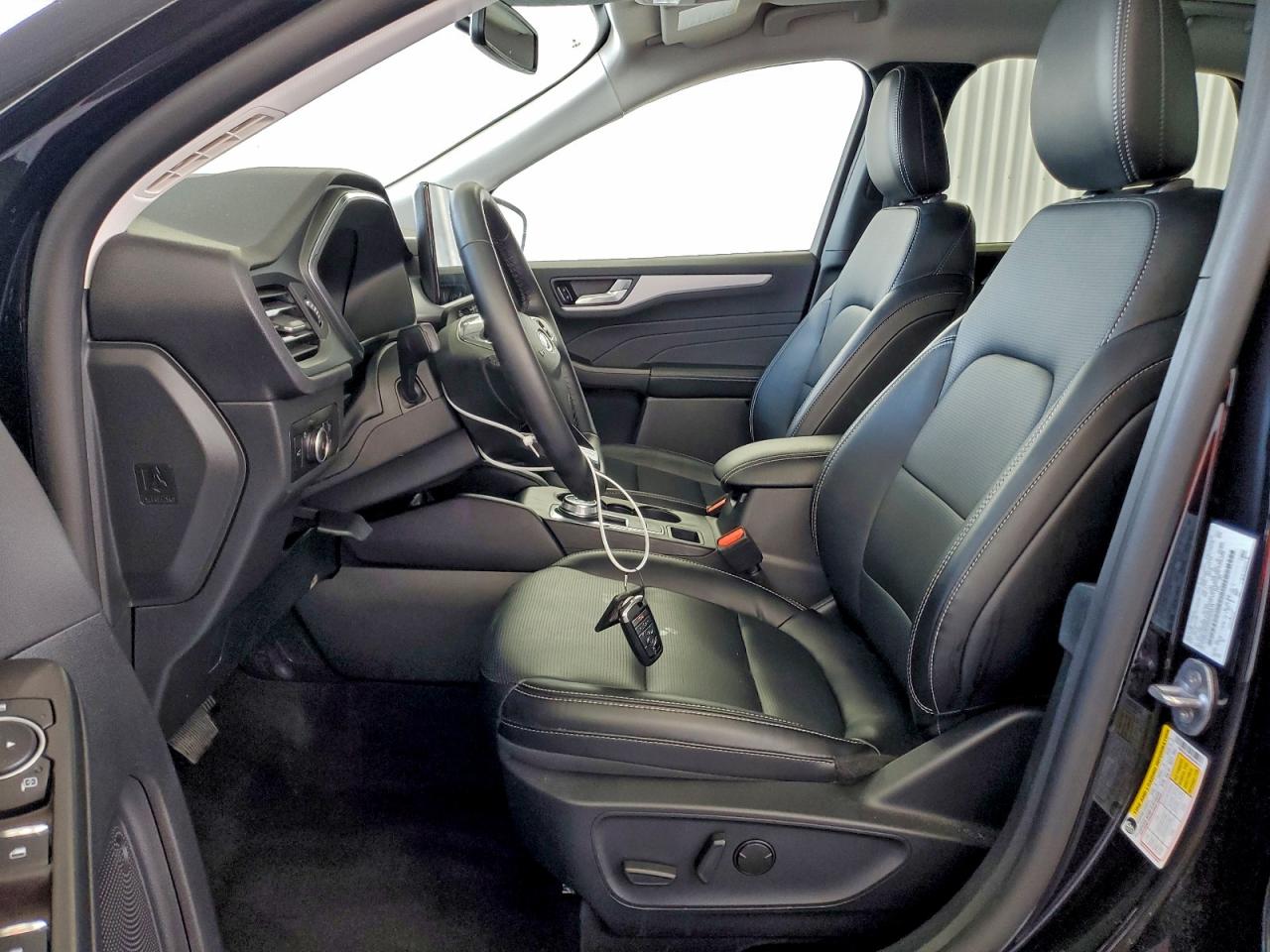 2025 FORD ESCAPE PLATINUM photo 7