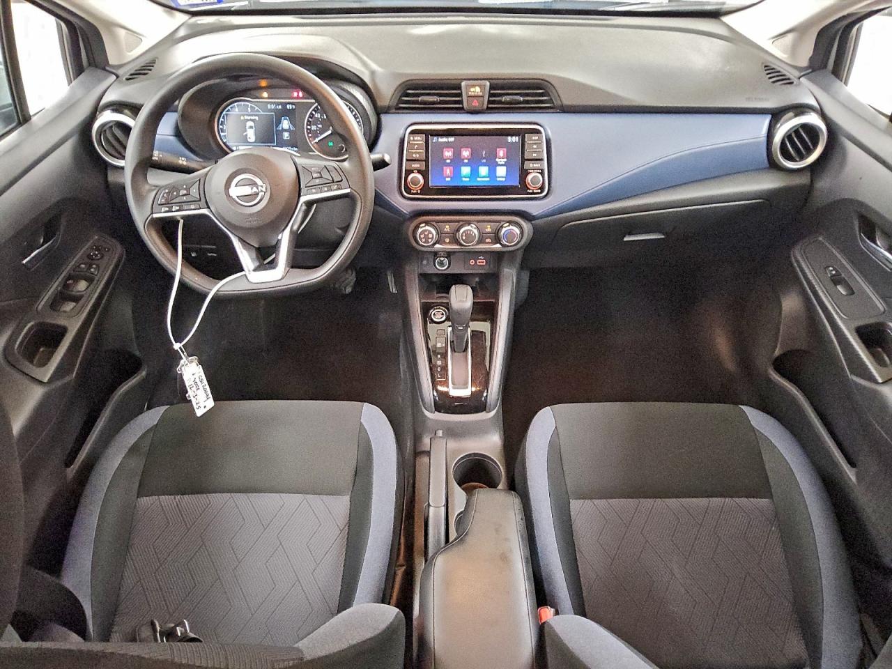 2025 NISSAN VERSA SV photo 8