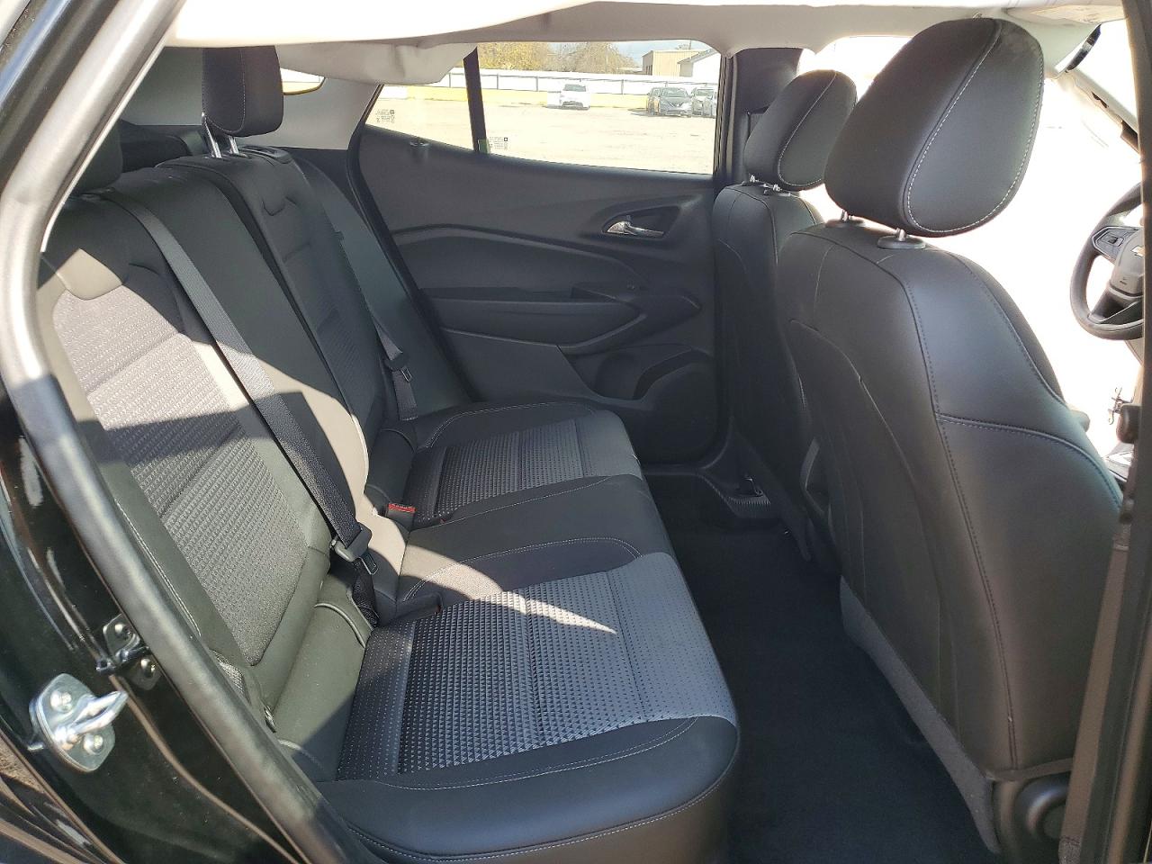 2025 CHEVROLET TRAX 1LT photo 11