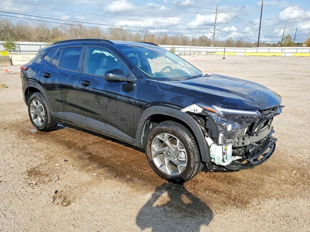 2025 CHEVROLET TRAX 1LT photo 4