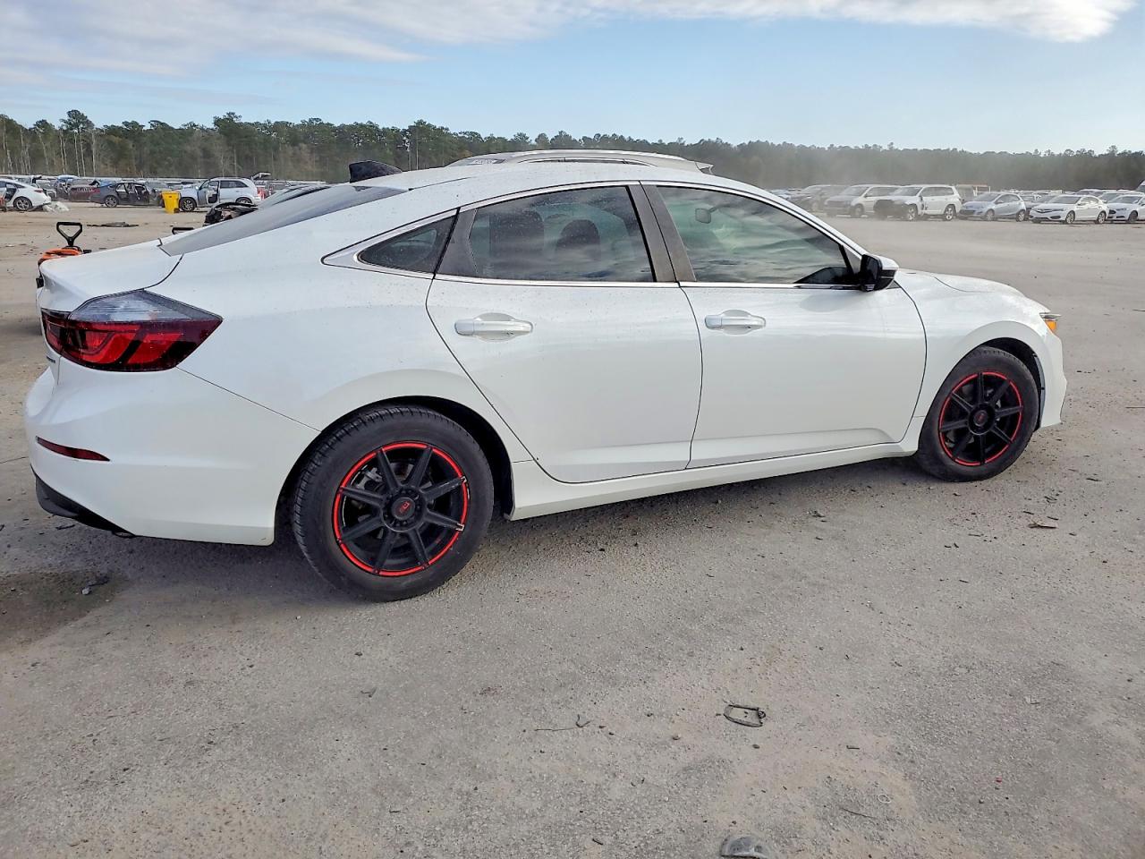 2019 HONDA INSIGHT LX photo 3