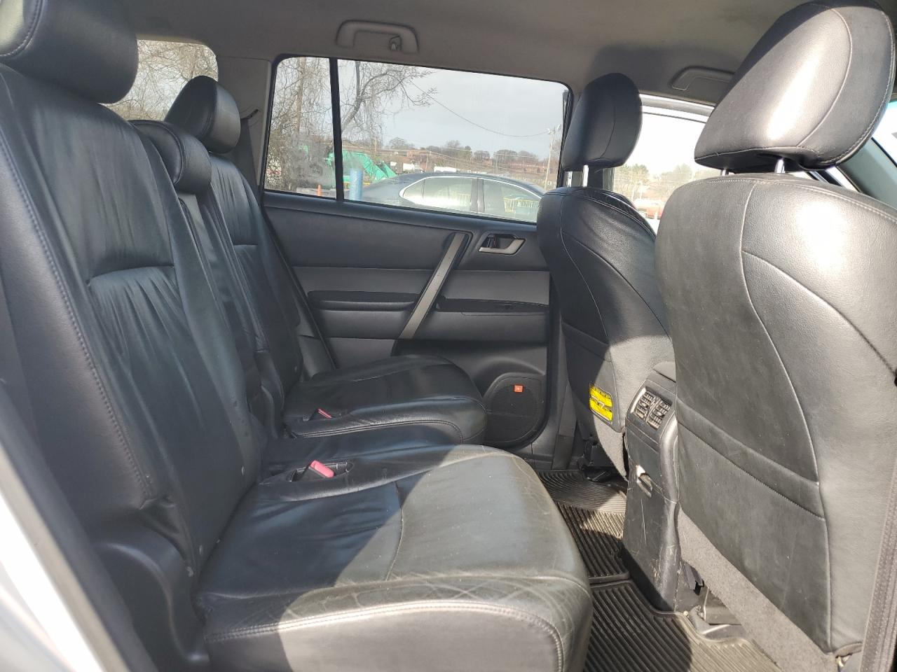 2009 TOYOTA HIGHLANDER SPORT photo 11