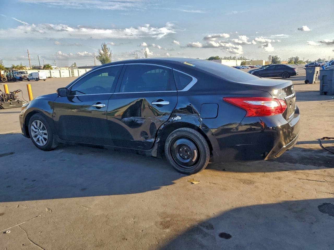 2017 NISSAN ALTIMA 2.5 photo 2