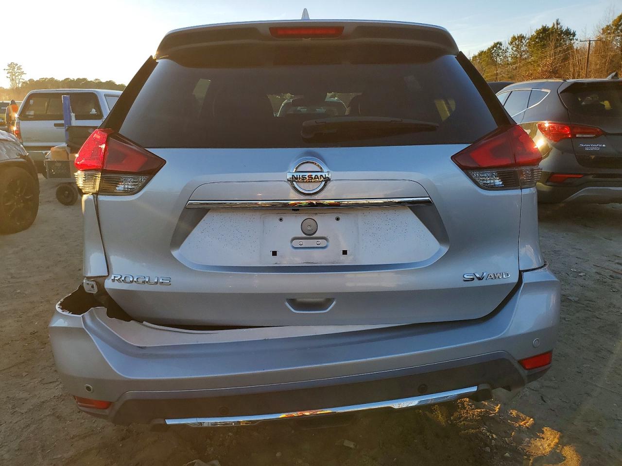 2019 NISSAN ROGUE S photo 6