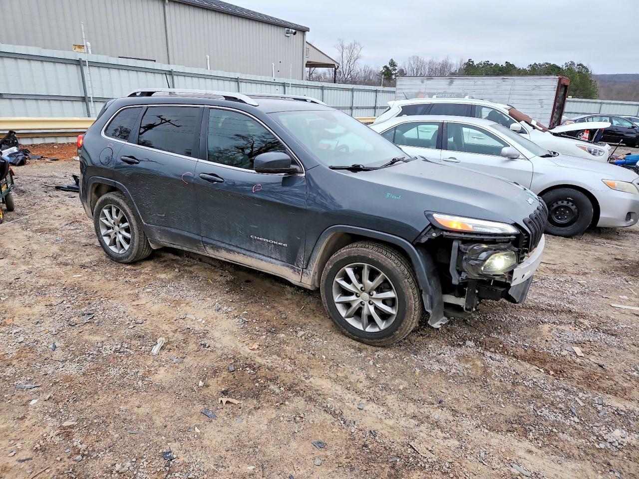 2018 JEEP CHEROKEE LIMITED photo 4