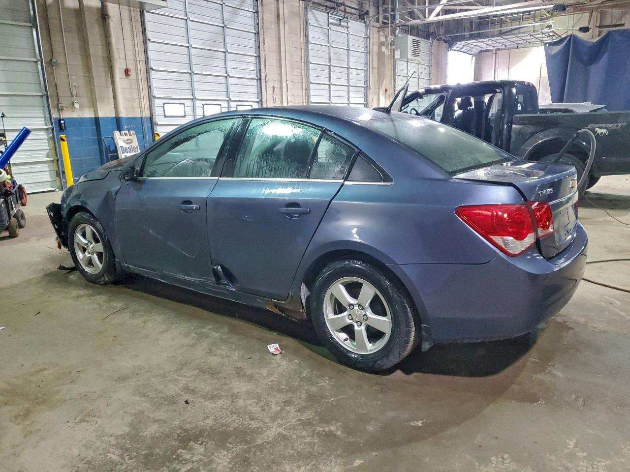 2014 CHEVROLET CRUZE LT photo 2