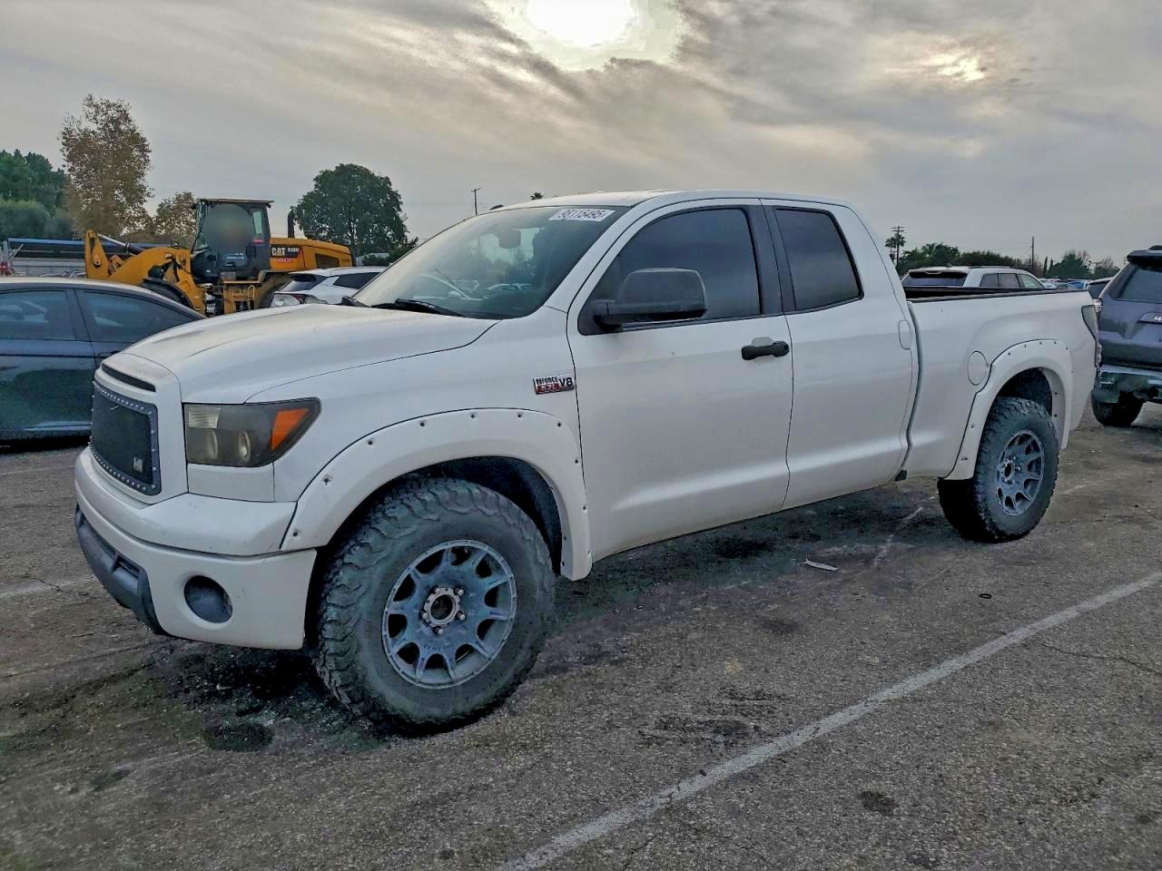 2013 TOYOTA TUNDRA