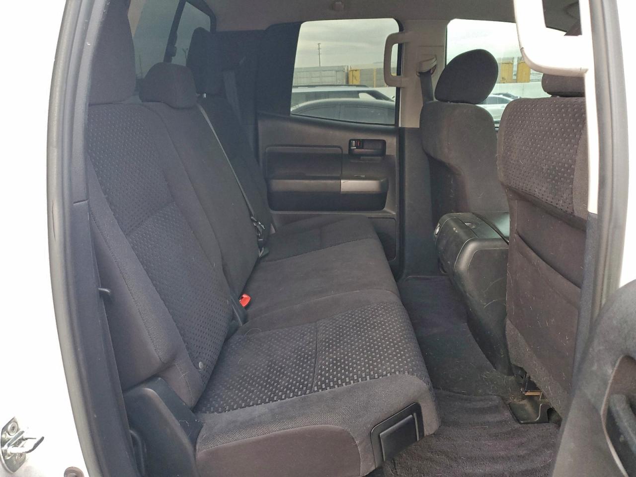 2013 TOYOTA TUNDRA DOUBLE CAB SR5 photo 10