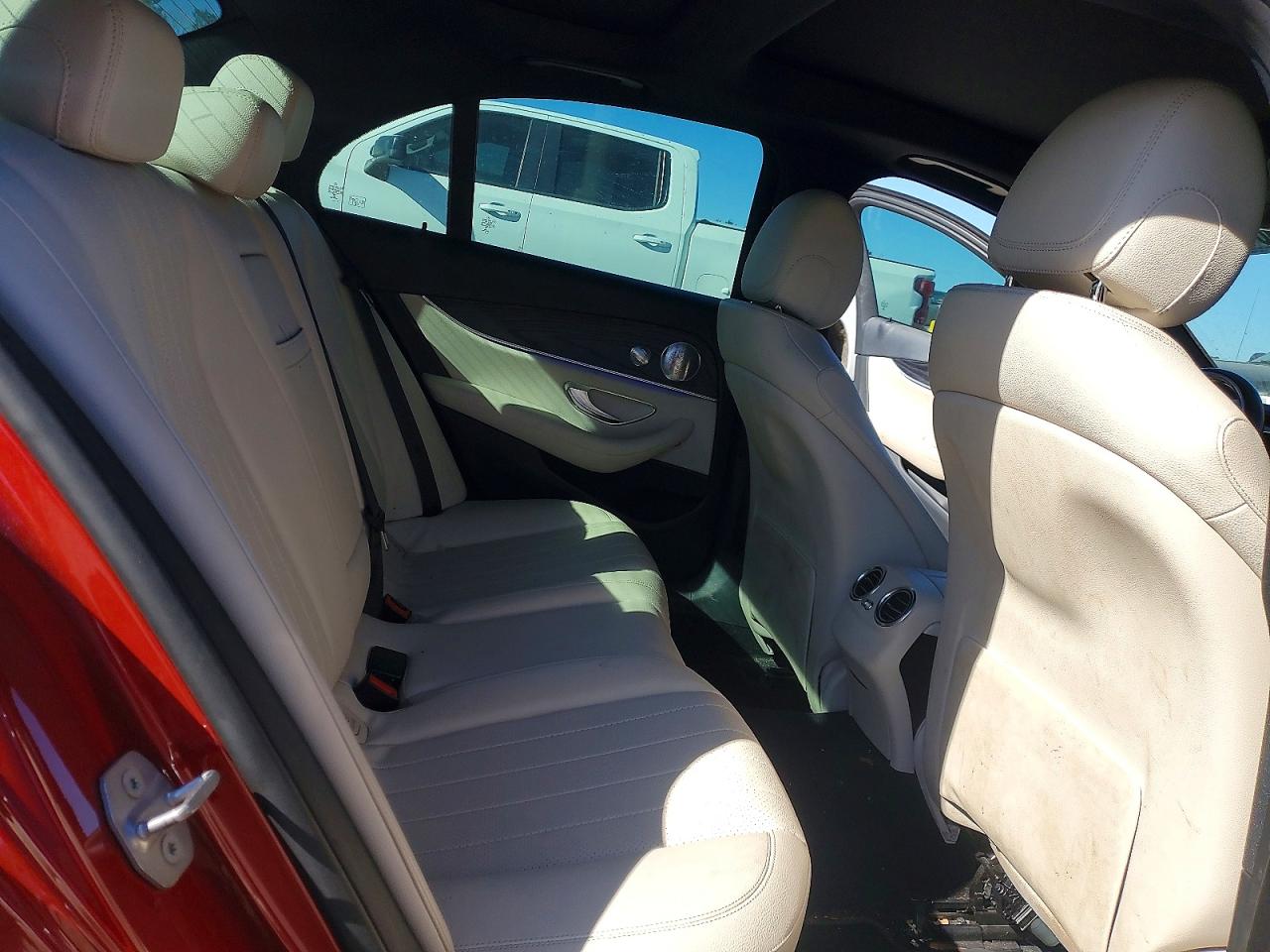 2017 MERCEDES-BENZ E 300 photo 10
