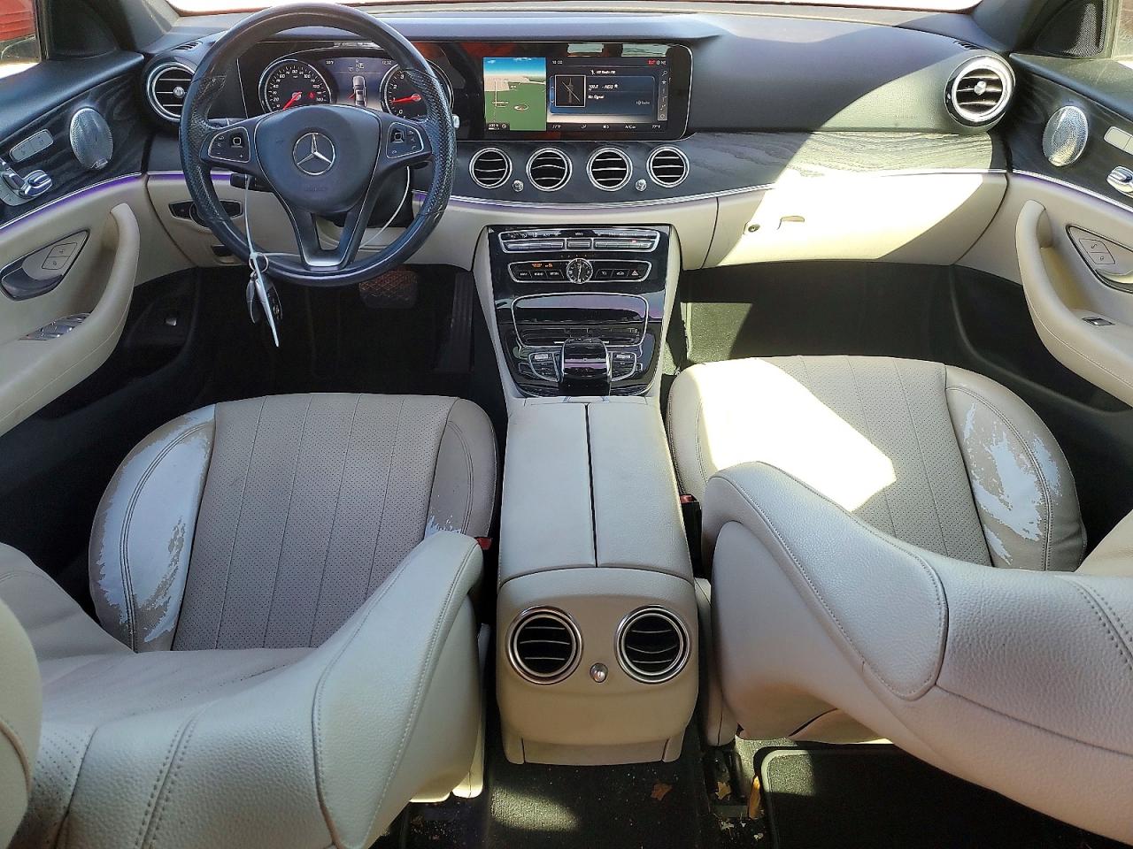 2017 MERCEDES-BENZ E 300 photo 8