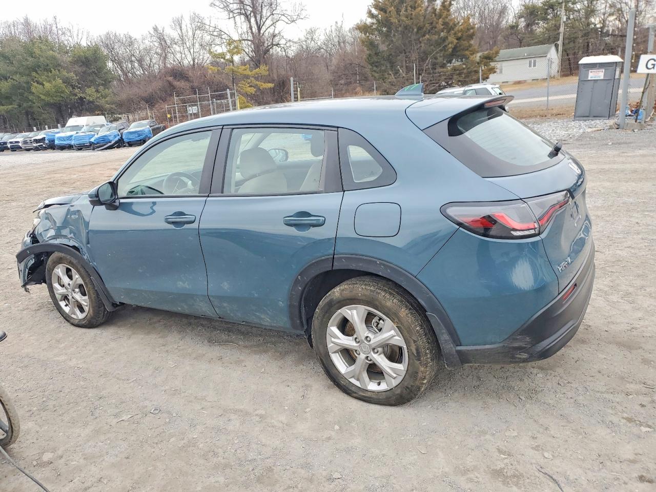 2024 HONDA HR-V LX photo 2