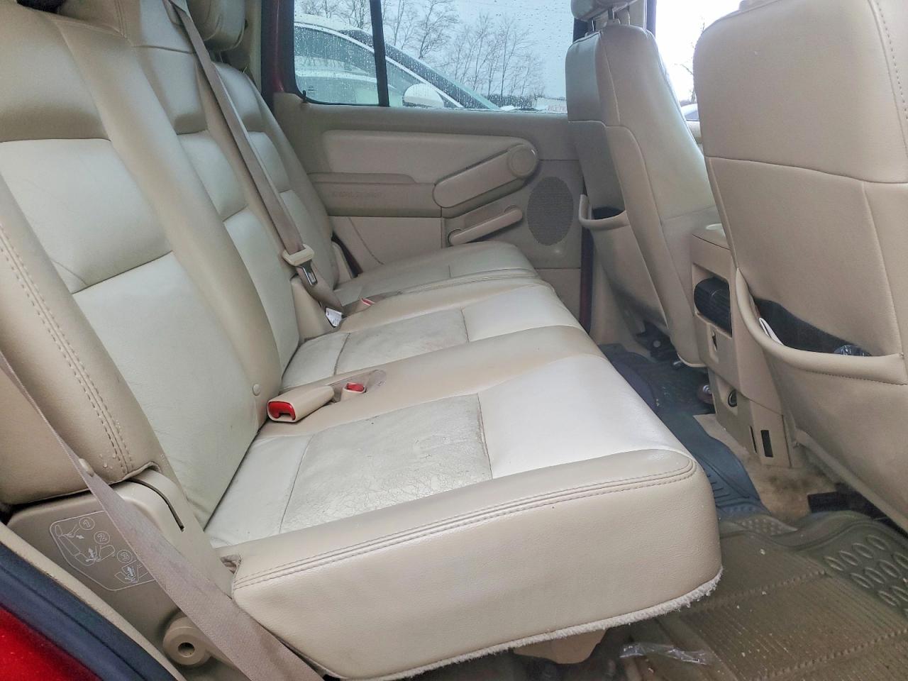 2006 FORD EXPLORER XLT photo 10