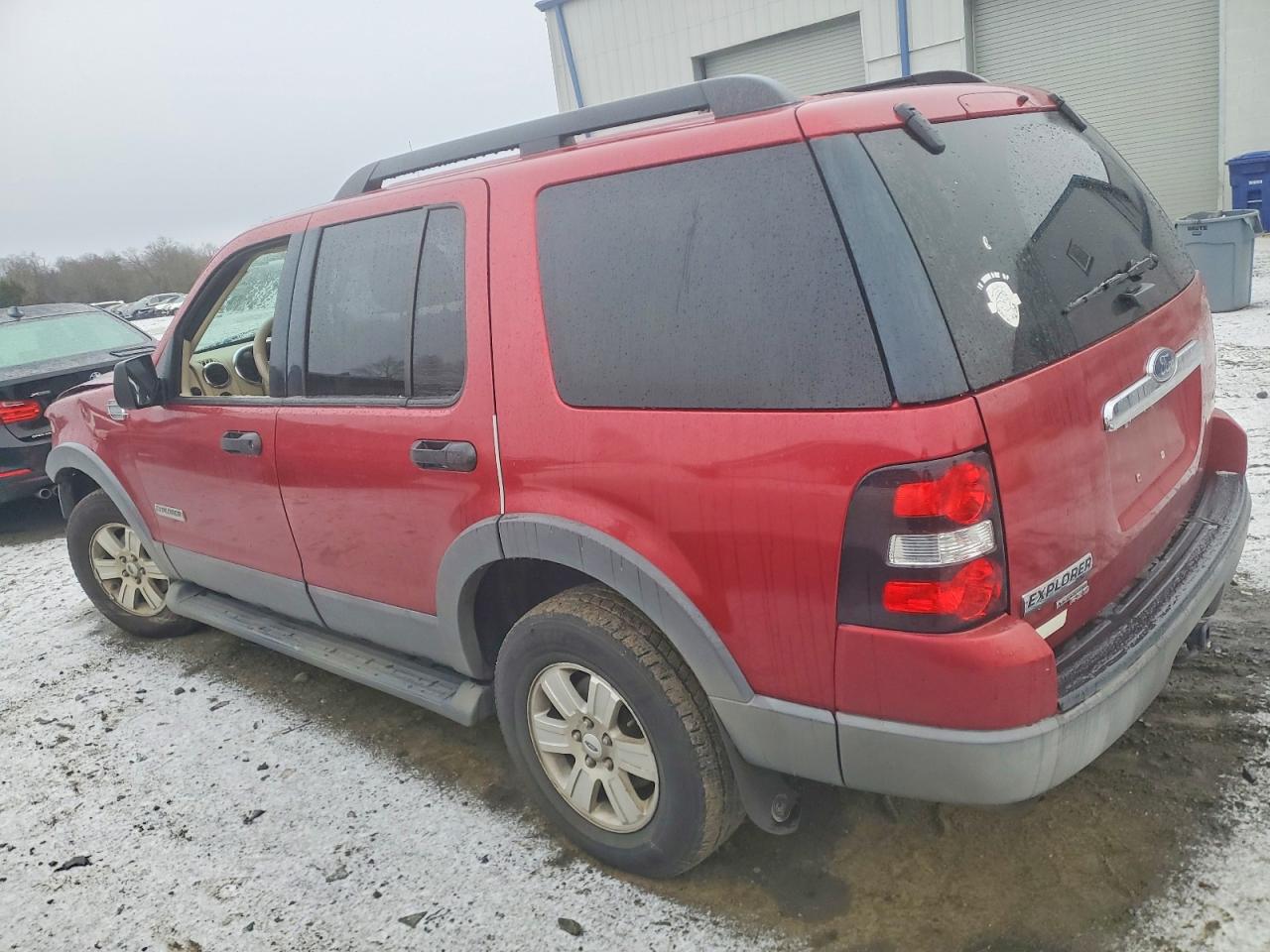 2006 FORD EXPLORER XLT photo 2