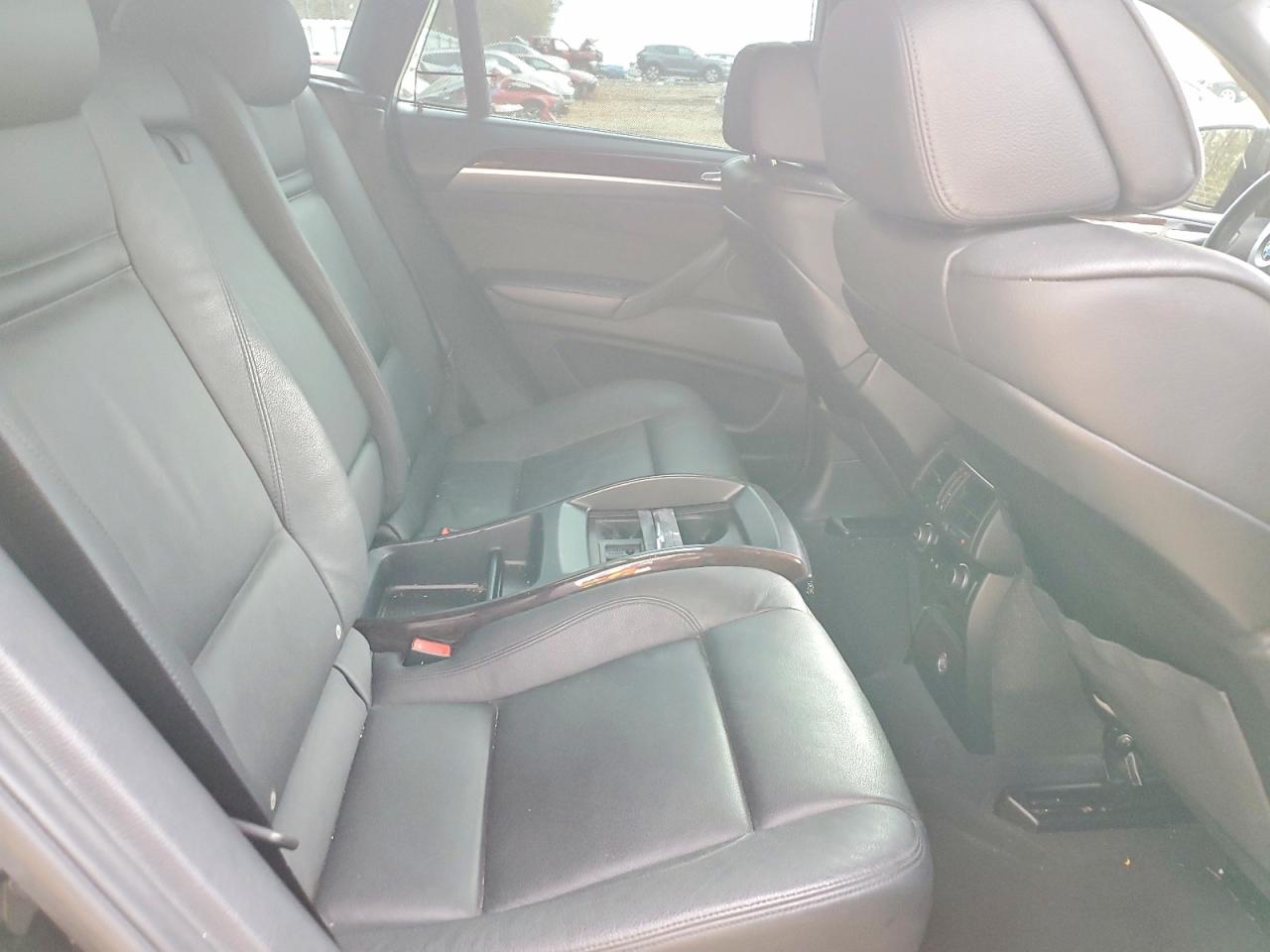 2011 BMW X6 XDRIVE50I photo 11