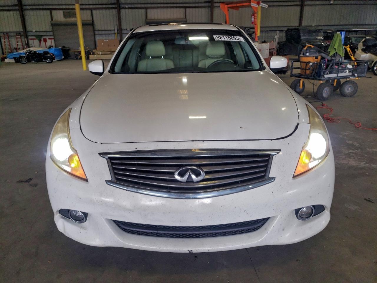 2010 INFINITI G37 BASE photo 5