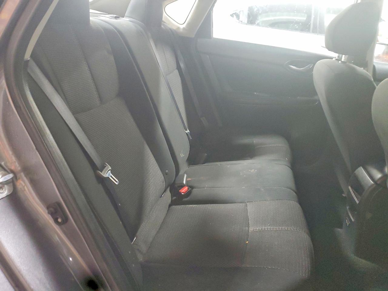 2018 NISSAN SENTRA S photo 10