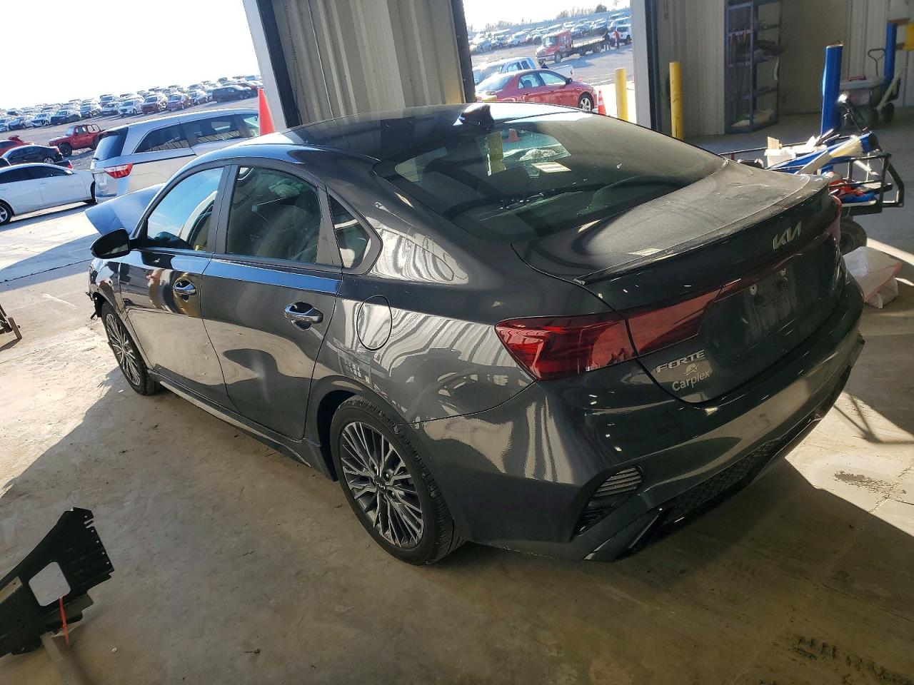 2024 KIA FORTE GT LINE photo 2