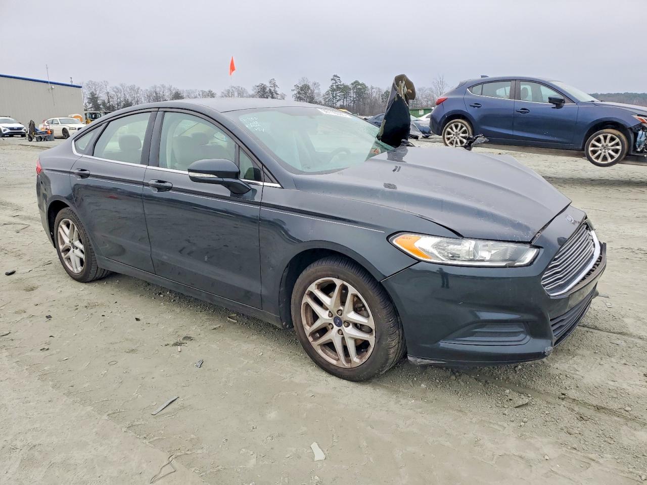 2014 FORD FUSION SE photo 4