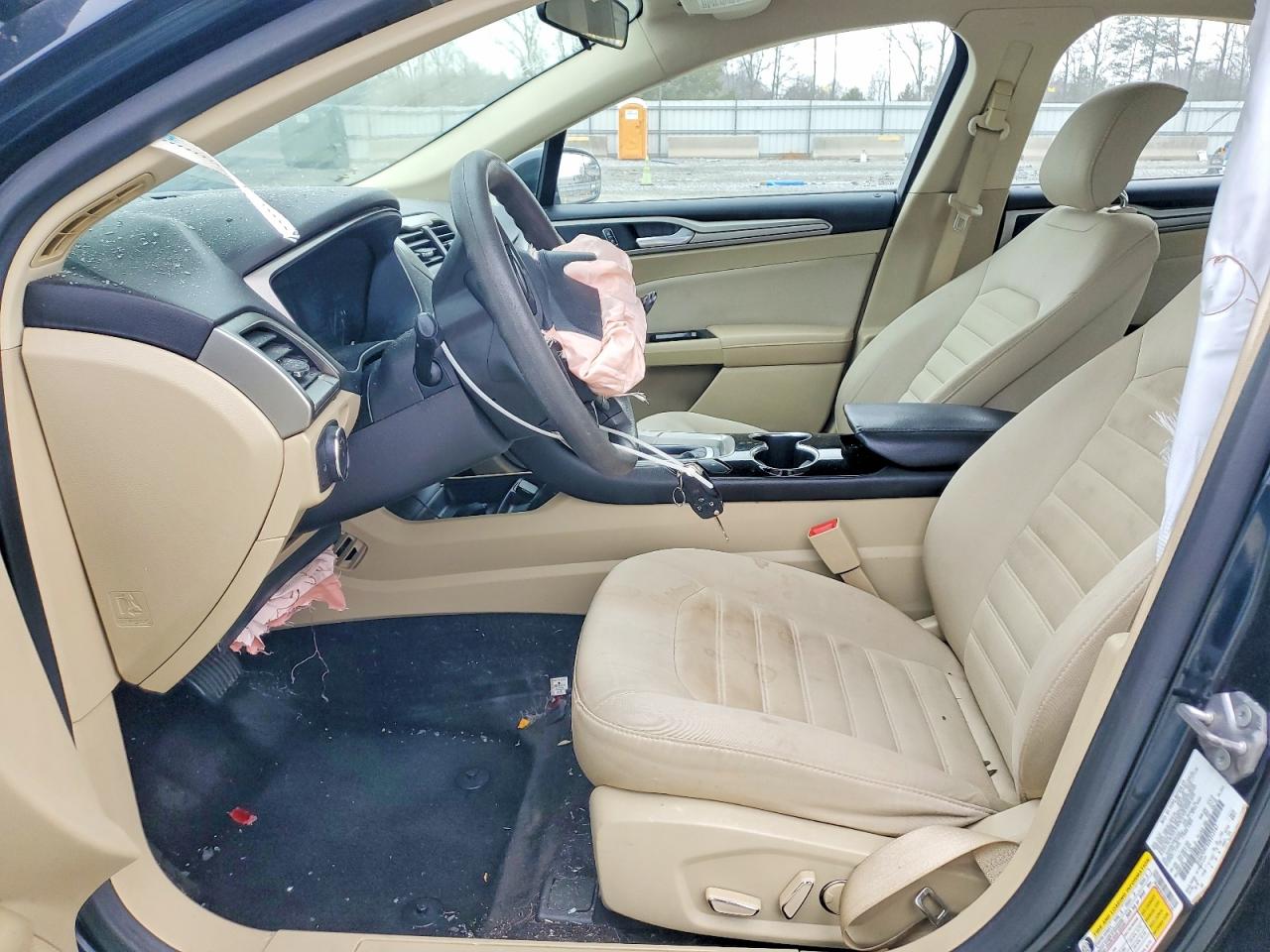 2014 FORD FUSION SE photo 7