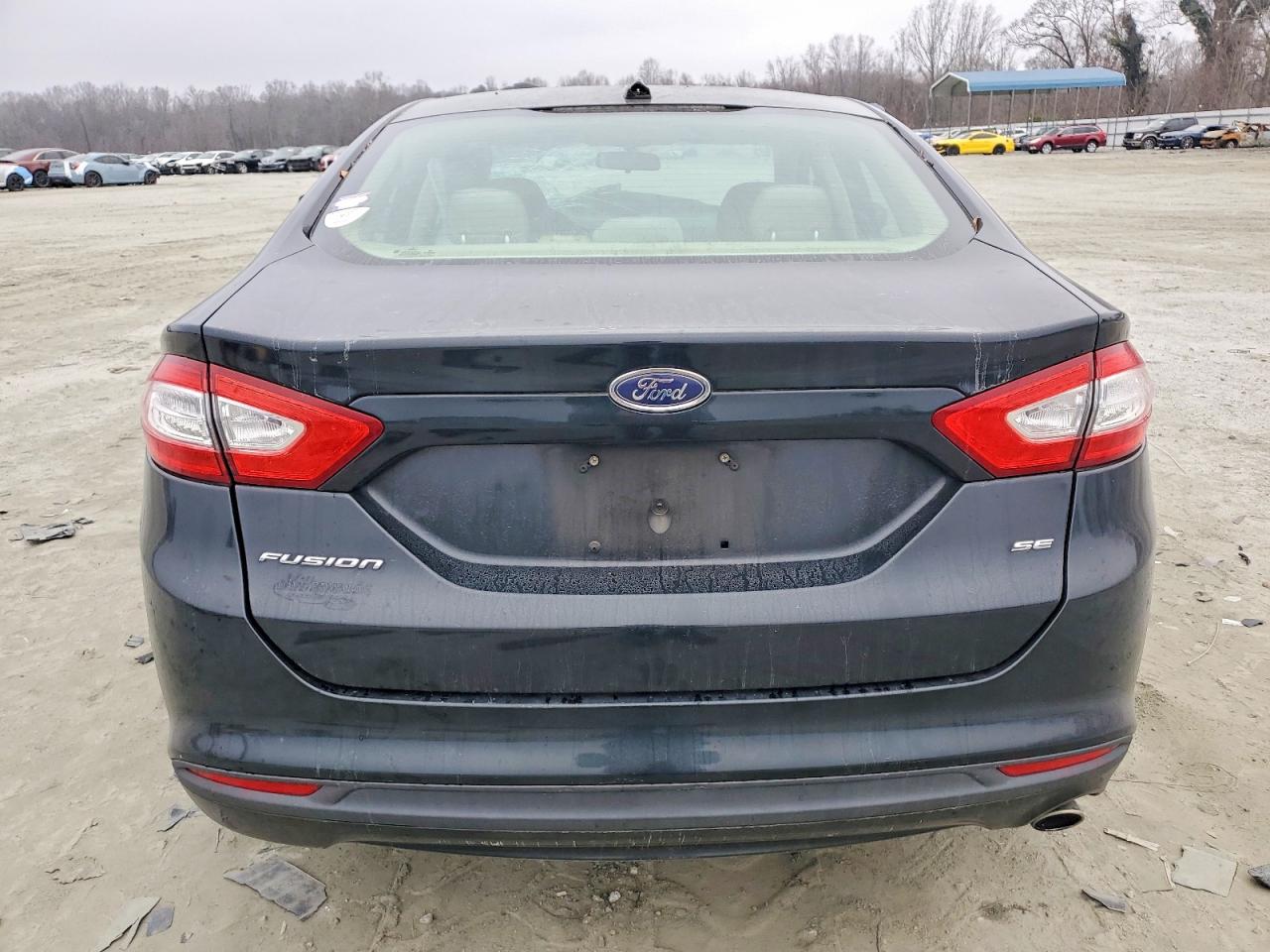 2014 FORD FUSION SE photo 6