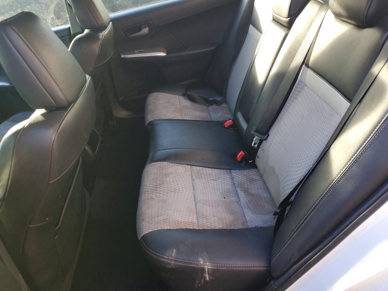 2012 TOYOTA CAMRY SE photo 10