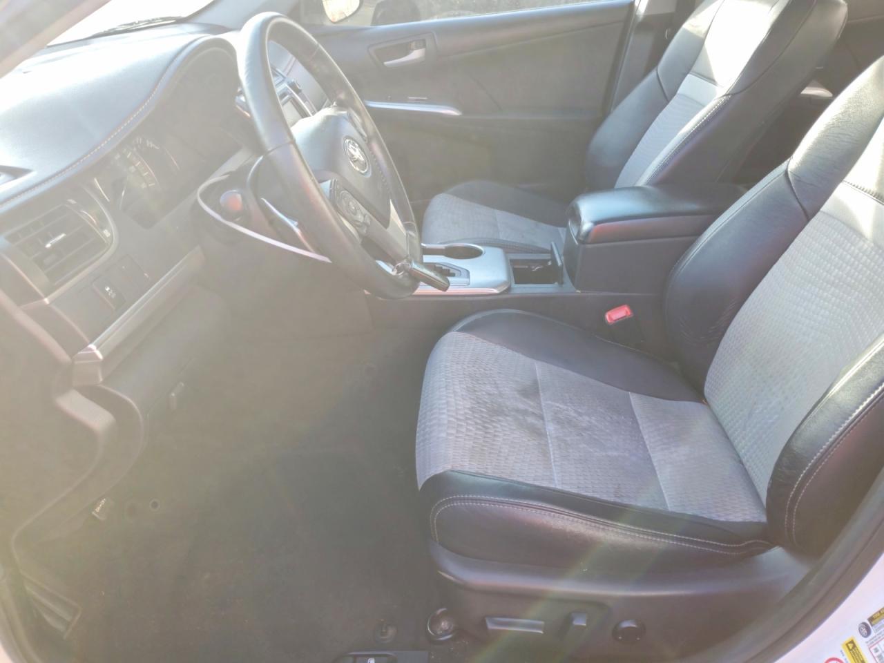 2012 TOYOTA CAMRY SE photo 7