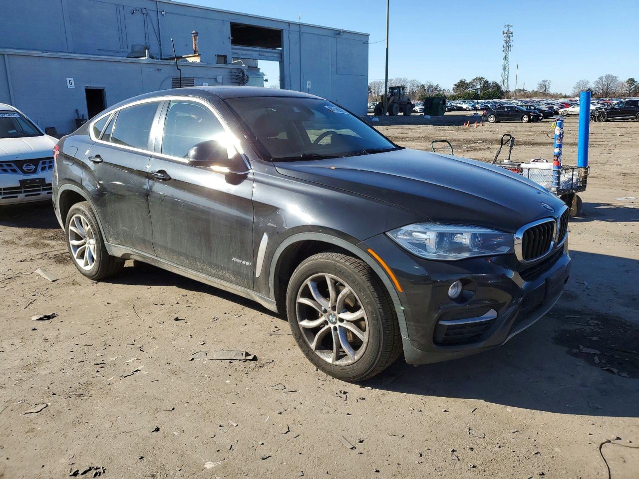 2015 BMW X6 XDRIVE35I photo 4
