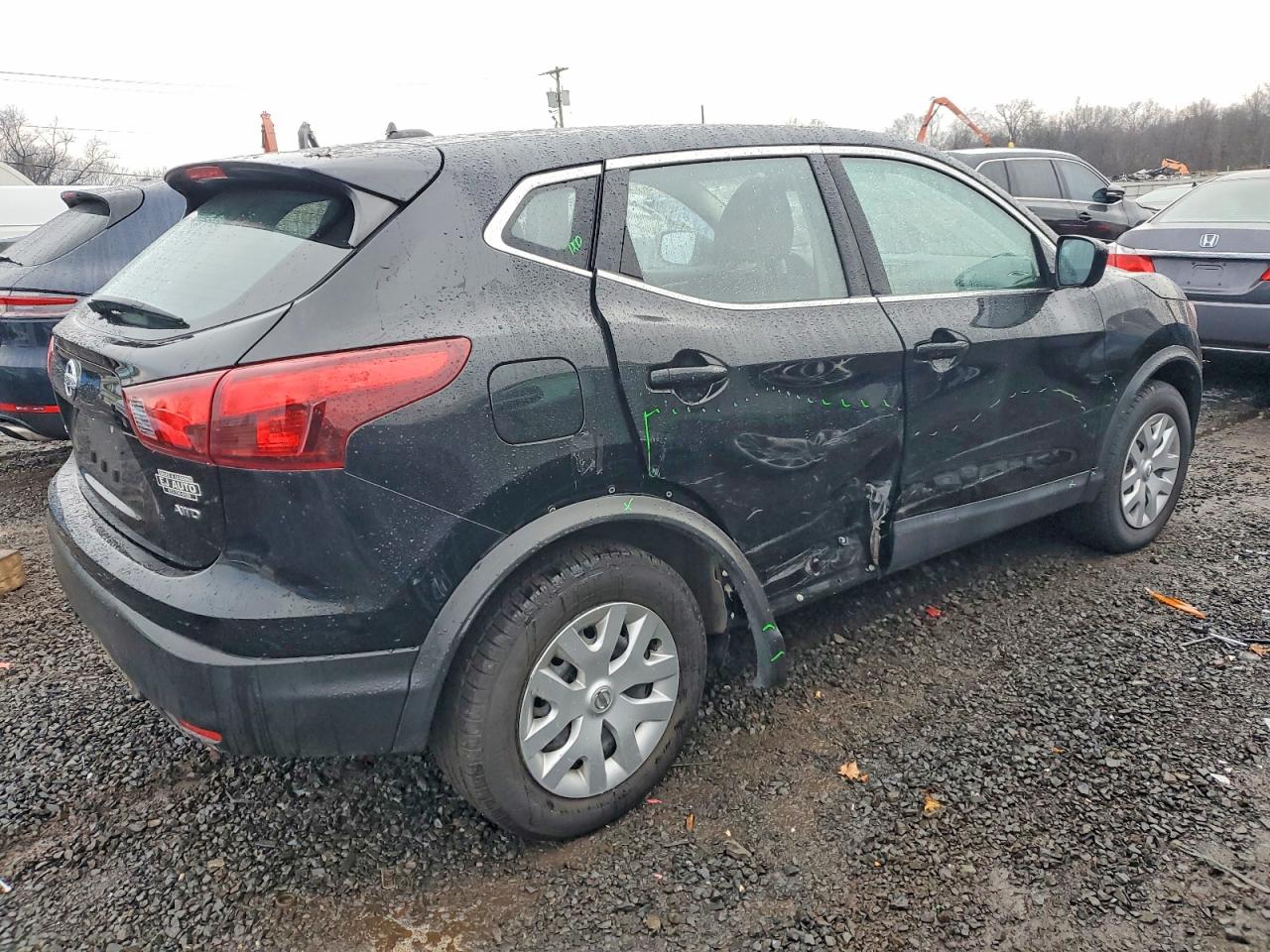 2019 NISSAN ROGUE SPORT S photo 3