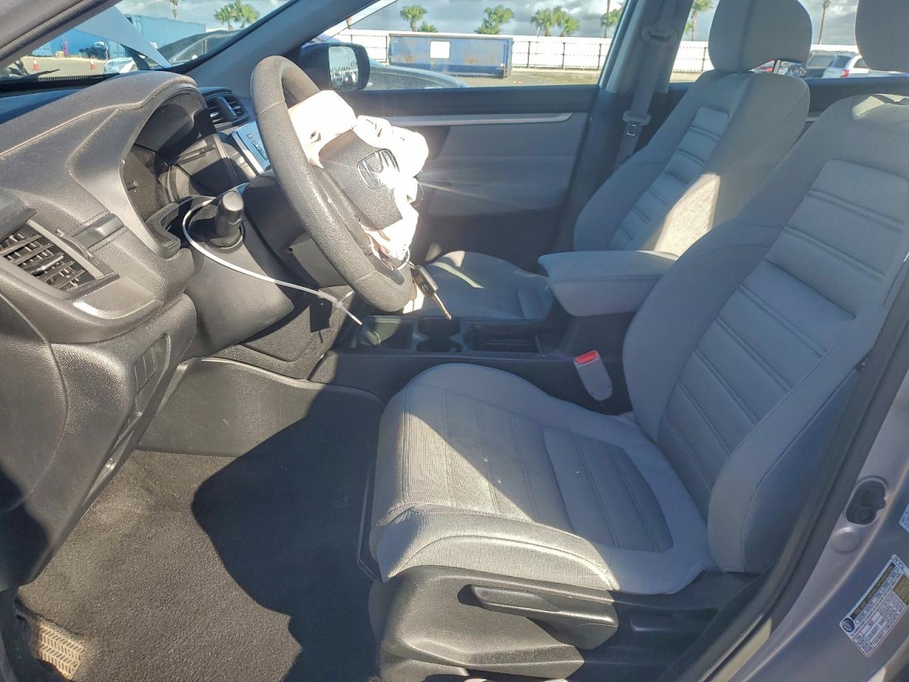 2018 HONDA CR-V LX photo 13