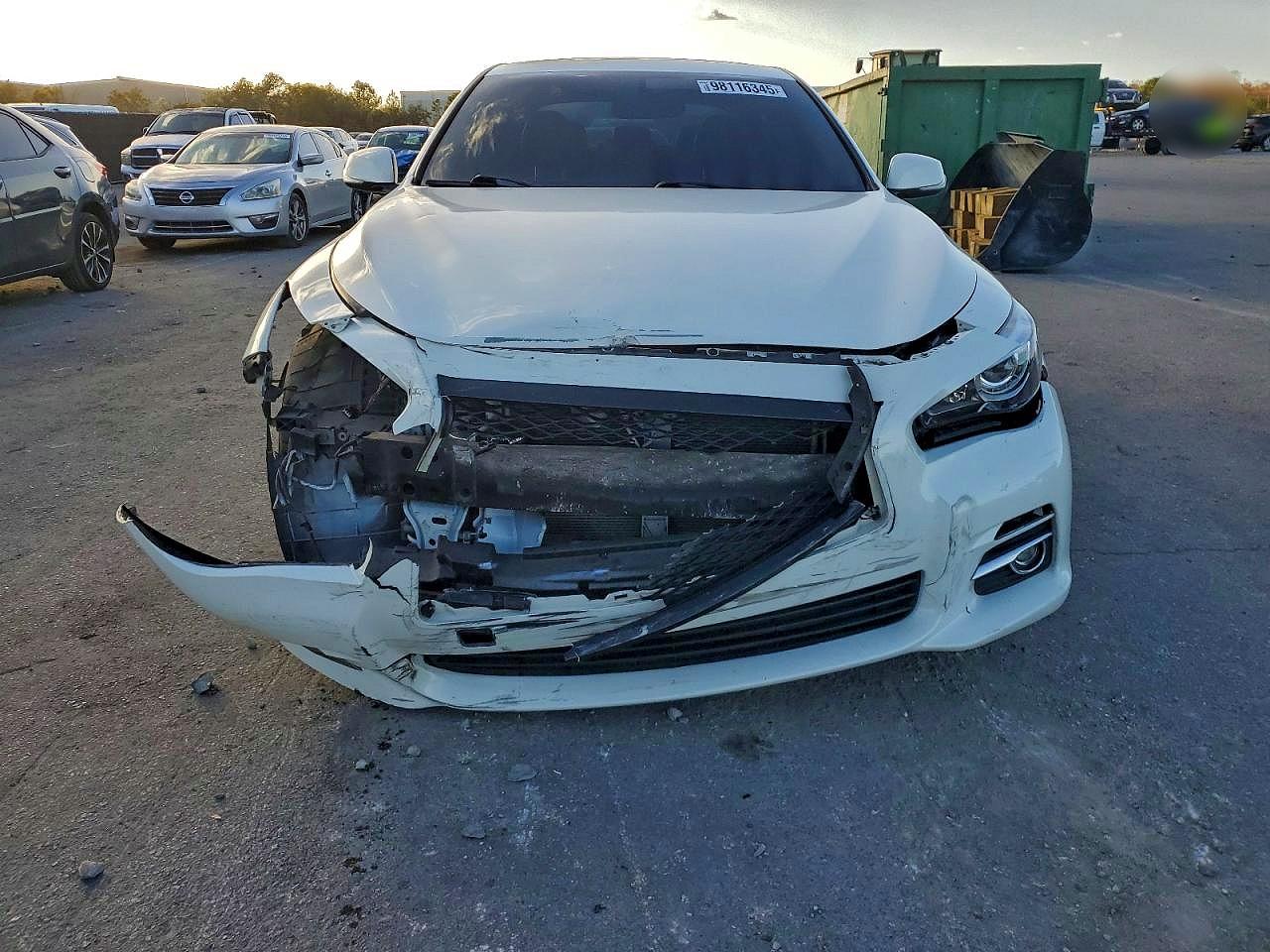 2015 INFINITI Q50 BASE photo 5