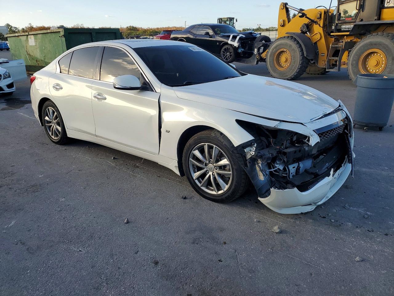 2015 INFINITI Q50 BASE photo 4