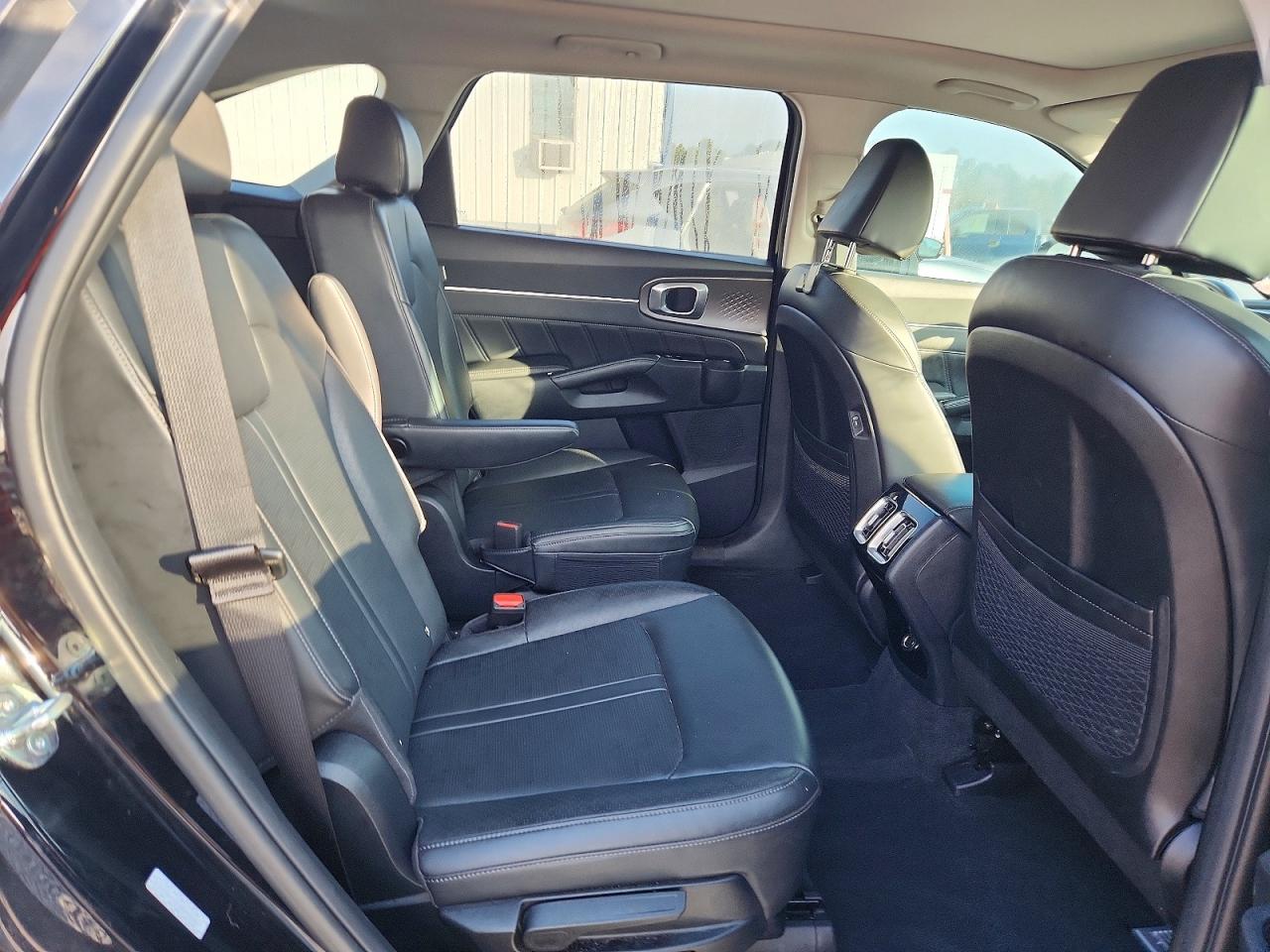 2024 KIA SORENTO SX photo 11