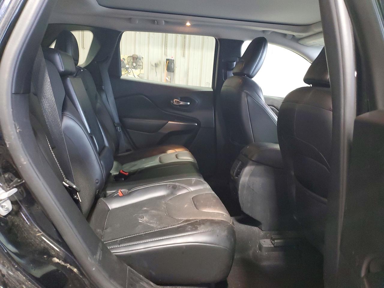 2019 JEEP CHEROKEE LIMITED photo 21