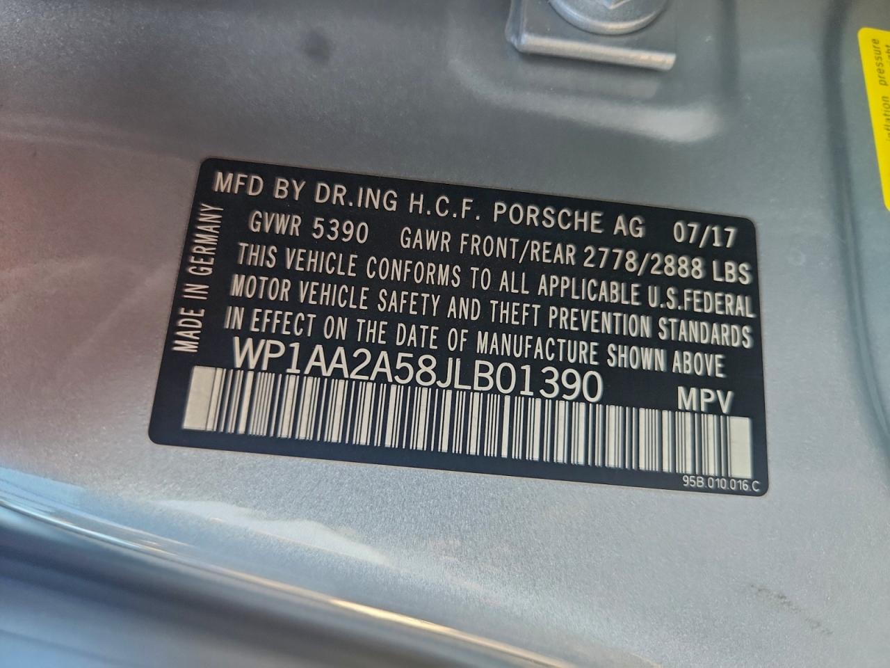 2018 PORSCHE MACAN photo 12