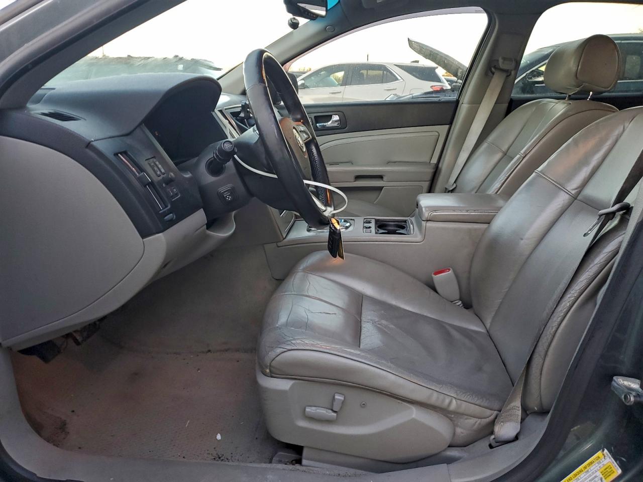 2009 CADILLAC STS photo 7